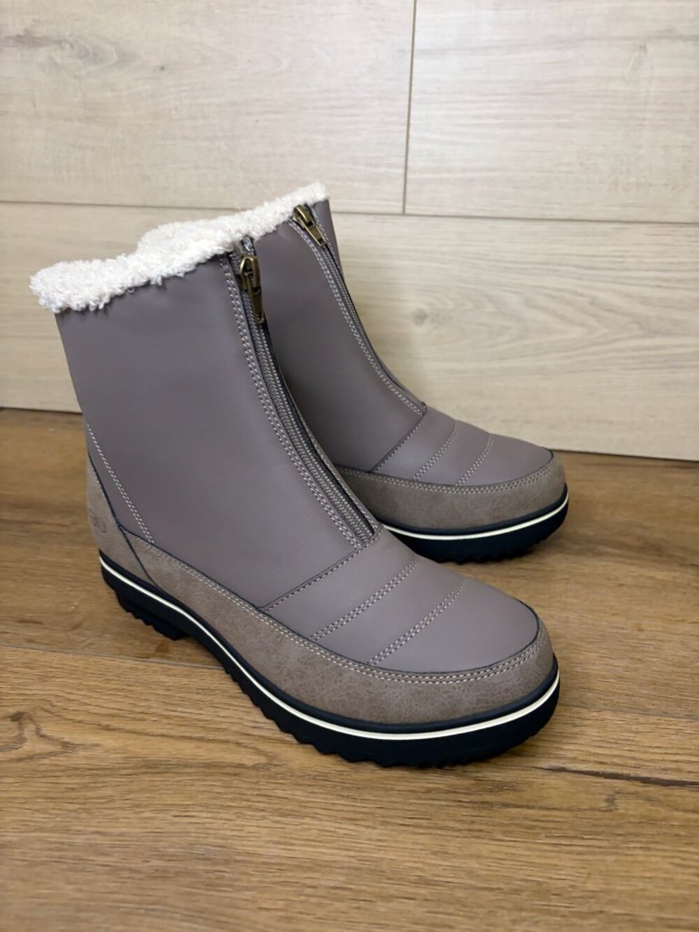 JBU Snowbound Encore Women's Winter Boots Taupe Size 7.5M